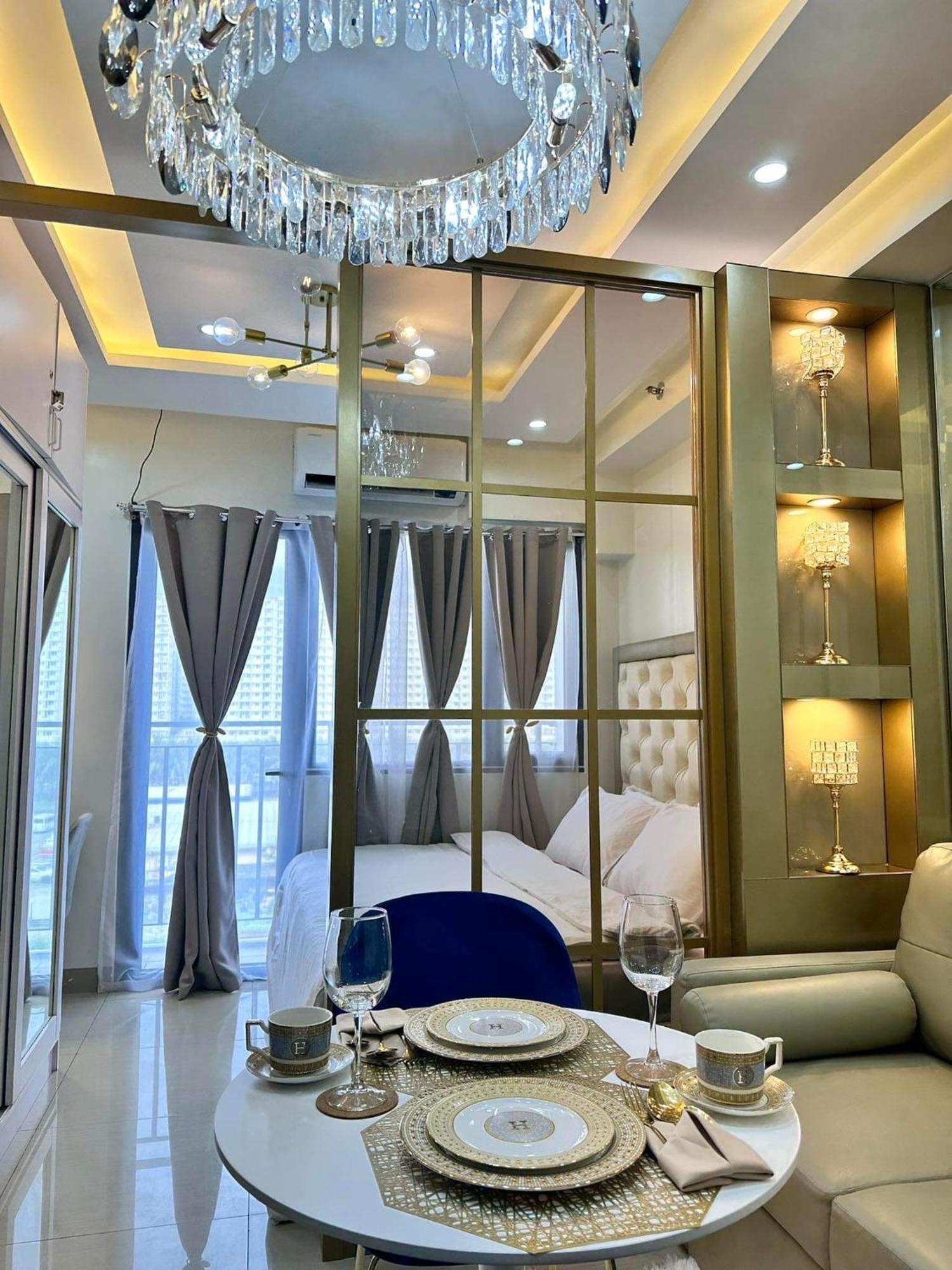 Deluxe Suites Razelles 2 At Shore 2 Residences Tower 1 Пасай Екстериор снимка