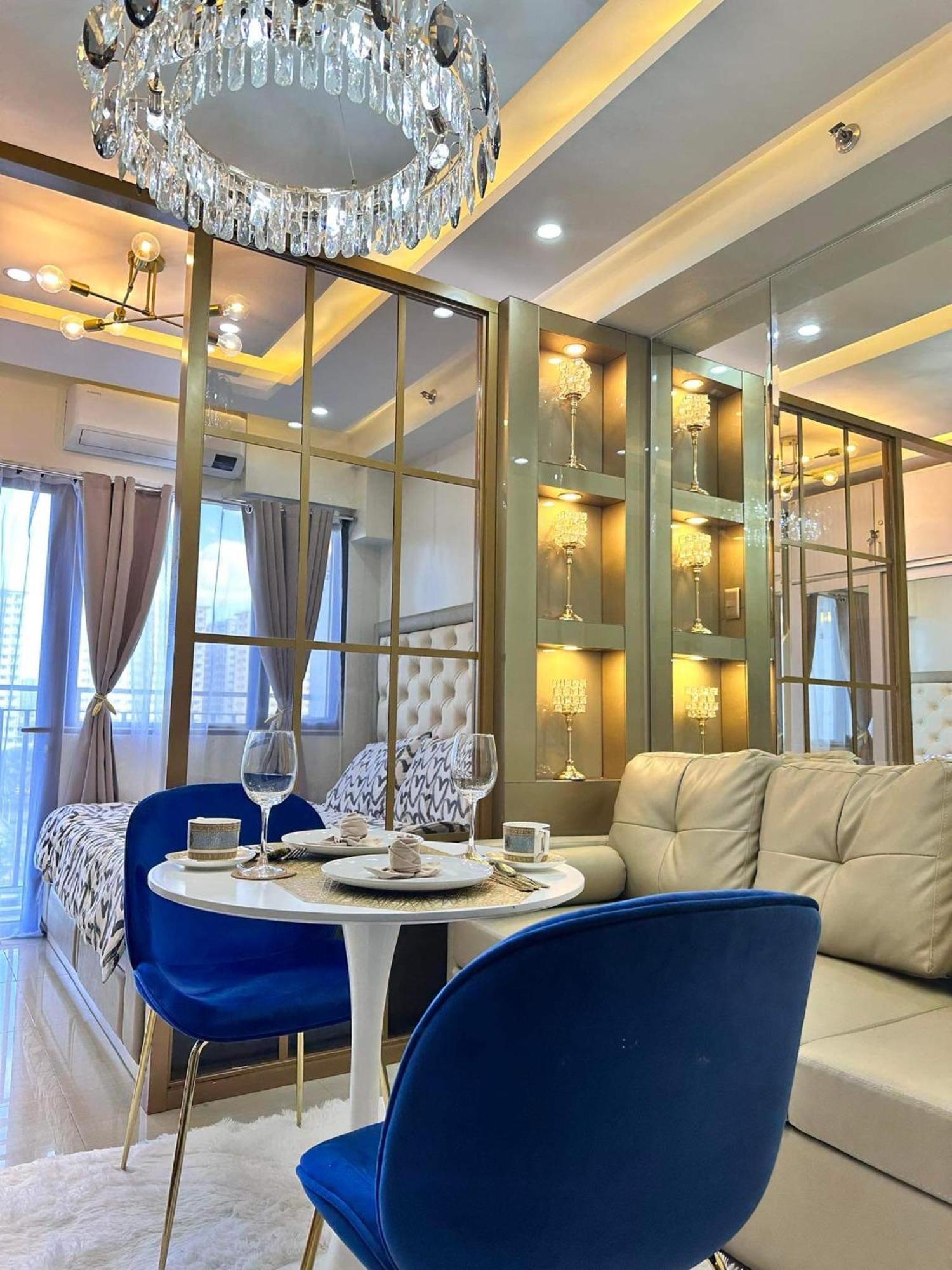 Deluxe Suites Razelles 2 At Shore 2 Residences Tower 1 Пасай Екстериор снимка